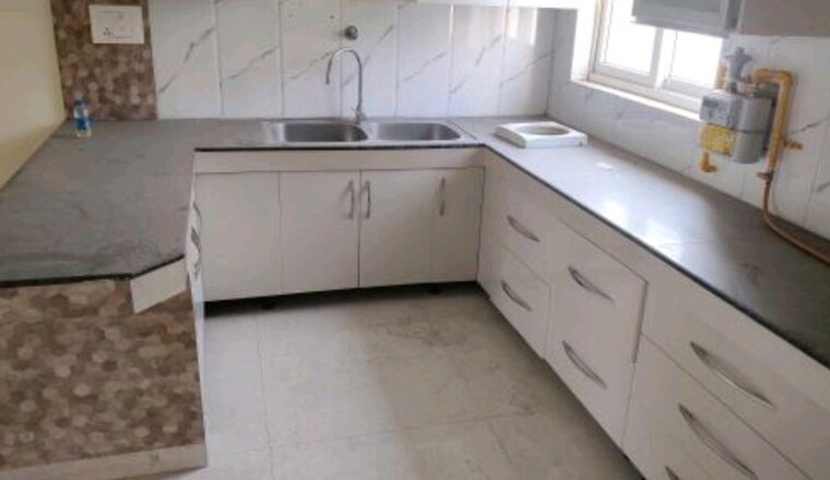 Kitchen, millenium-bajrang-society 5 Bedroom 3600 Sq.Ft. Apartment In Sector 43 Gurgaon 10191078