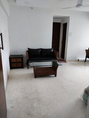 Living Room in 1 BHK Apartment at Santacruz West – for Rent