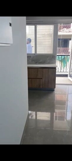 2 BHK + Extra Room Apartment For Rent in Signature Global City 81