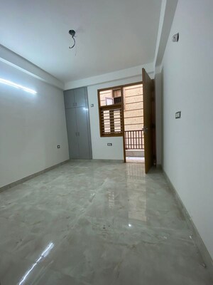 2 BHK Builder Floor For Rent in Saket