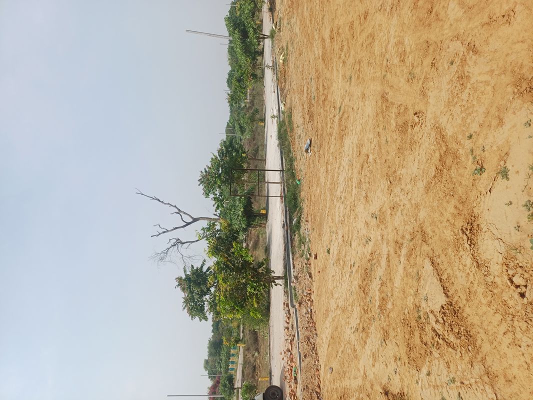 Plot For Sale in Jewar
