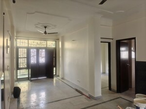 Living Room in 3 BHK Builder Floor at SS Mayfield Gardens, Sector 51 – for Rent