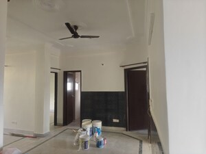 Room in 3 BHK Builder Floor at SS Mayfield Gardens, Sector 51 – for Rent