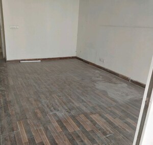 Room in 3.5 BHK Apartment at CHD Avenue 71, Sector 71 – for Sale