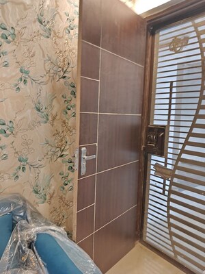 Bathroom in 1.5 BHK Apartment at Prateek Grand City, Siddharth Vihar – for Rent