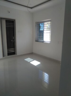 Room in 2 BHK Independent House at Babu Complex Kothapet, Kothapet – for Sale