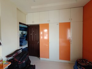 Bedroom in 2.5 BHK Apartment at Guttala Begumpet – for Rent