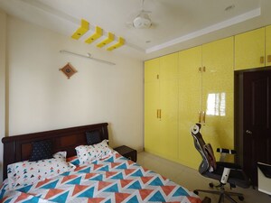 Bedroom in 2.5 BHK Apartment at Guttala Begumpet – for Rent