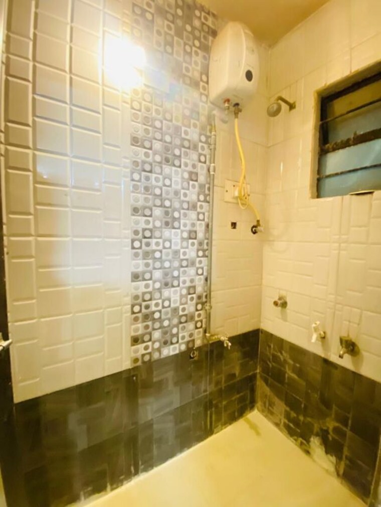 Bathroom, ameya-chs-kothrud 1 Bedroom 550 Sq.Ft. Apartment In Kothrud Pune 9885058