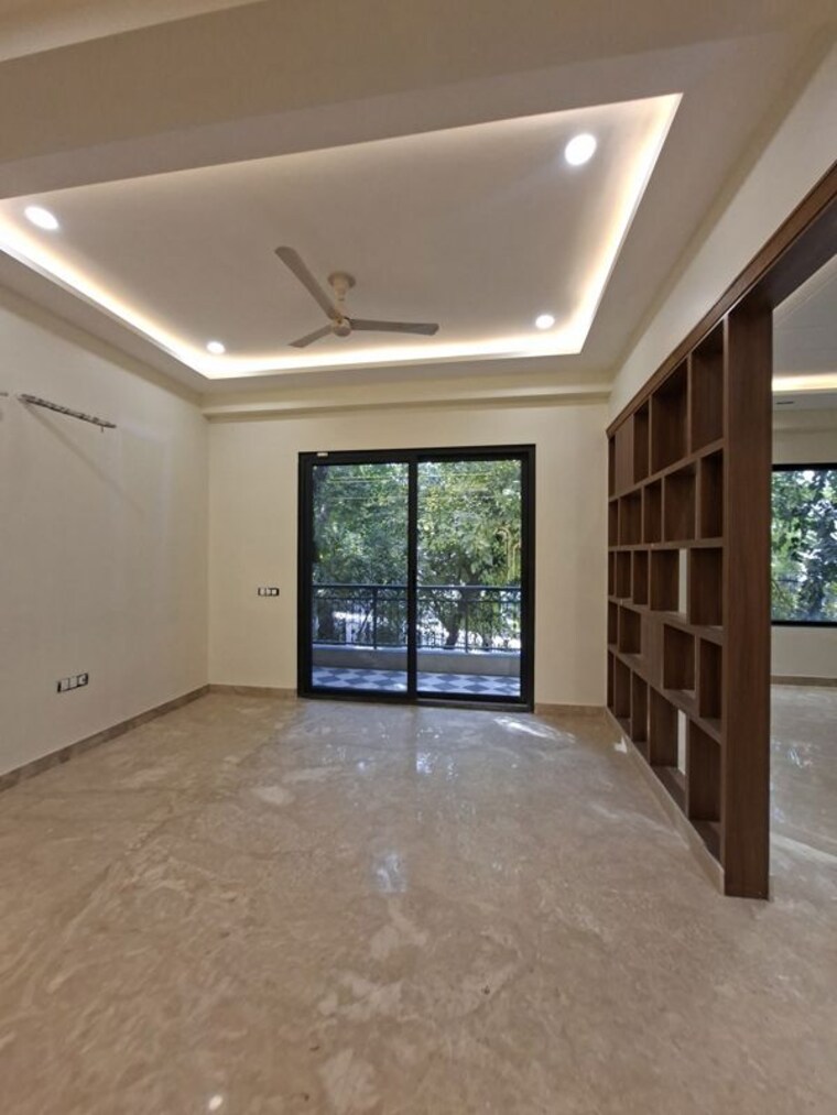 Room, sector 10 3 Bedroom 2400 Sq.Ft. Builder Floor In Sector 10 Gurgaon 10191252