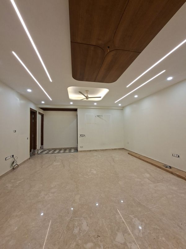 3 BHK + Pooja Room,Servant Room,Study Room,Extra Room Builder Floor For Sale in Sector 10
