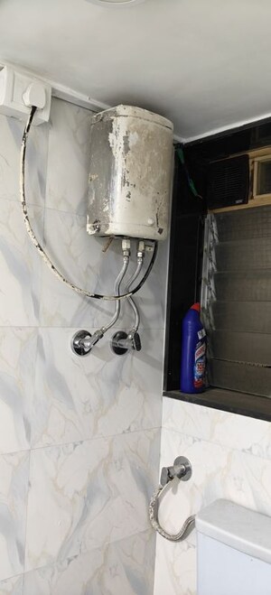 Attached Bathroom in 1 BHK Apartment at Dun Apartments, Tardeo – for Rent