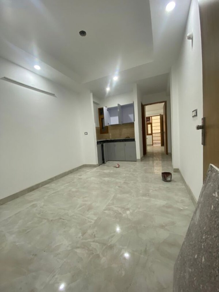Room, saket 1 Bedroom 650 Sq.Ft. Apartment In Saket Delhi 10191258