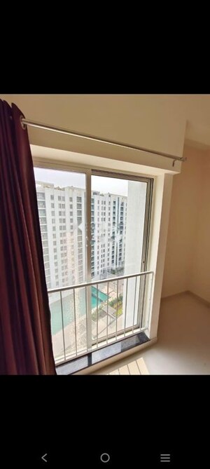 Room in 1 BHK Apartment at Kumar Megapolis Saffron, Hinjewadi – for Rent