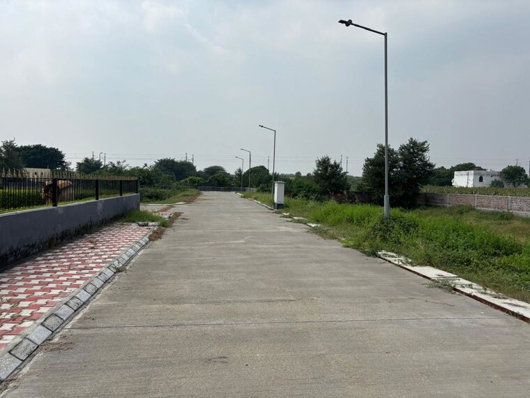 Garden, bptp-parkland-pride  178 Sq.Yd. Plot In Sector 77 Faridabad 10191528