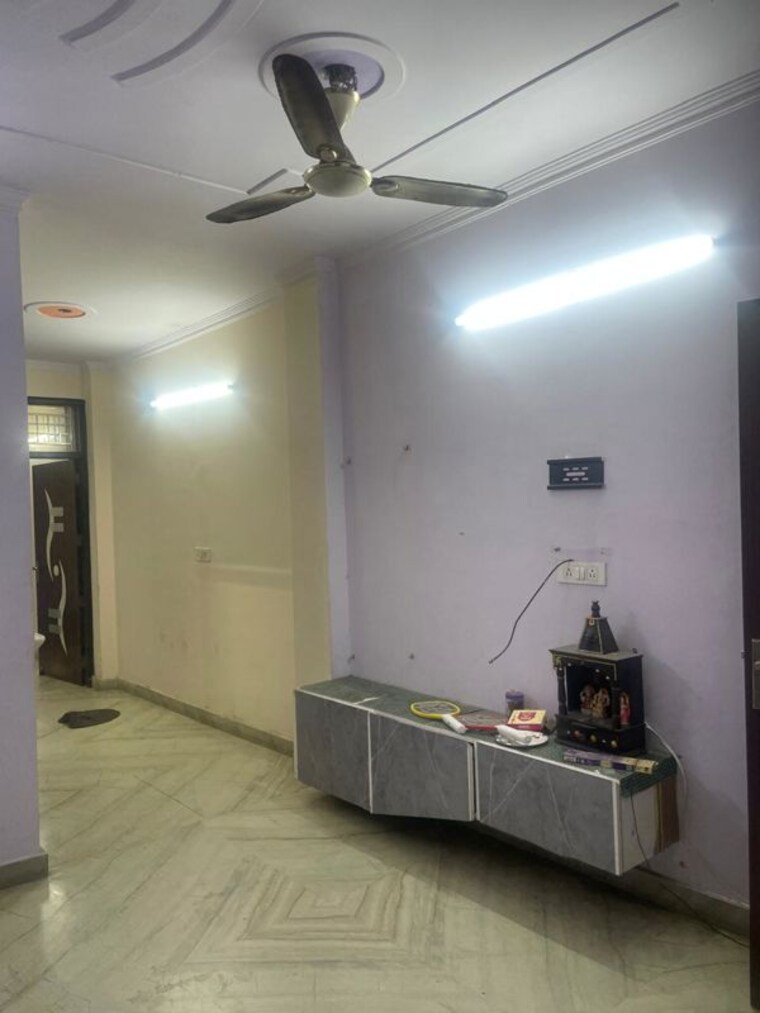 Bedroom, subhash nagar 2 Bedroom 100 Sq.Yd. Builder Floor In Subhash Nagar Delhi 10191534