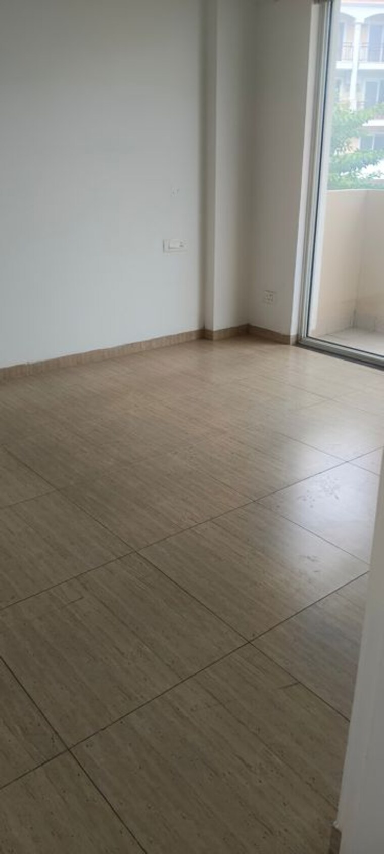 Room, sushma-valencia 3 Bedroom 1800 Sq.Ft. Apartment In International Airport Road Zirakpur 10191540