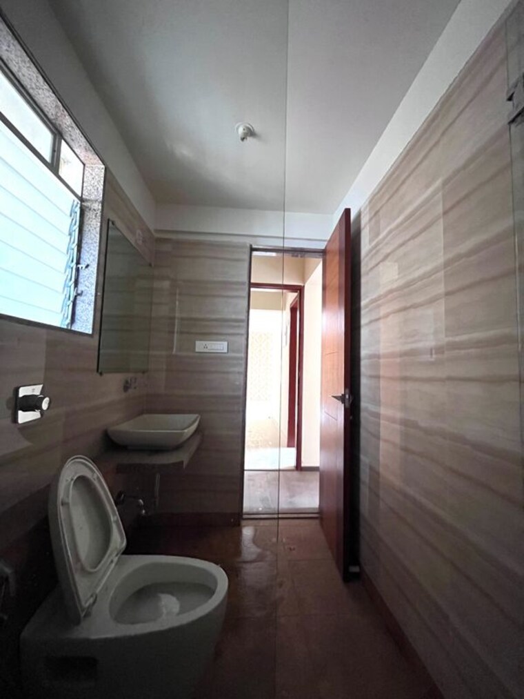 Bathroom, paradise-sai-world-city-phase-2 2 Bedroom 1200 Sq.Ft. Apartment In New Panvel Navi Mumbai 10191479