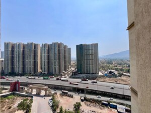 2 BHK Apartment For Rent in Paradise Sai World City Phase 2, New Panvel