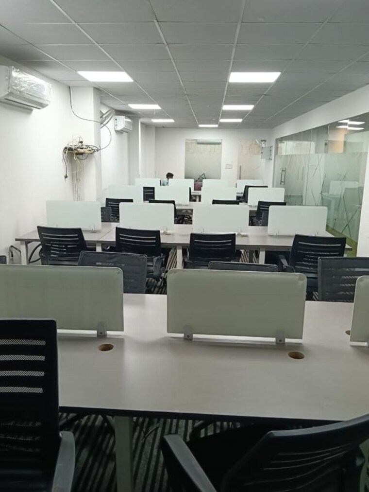 Team Area, sector 63 Commercial Office Space 1650 Sq.Ft. In Sector 63 Noida 10191614