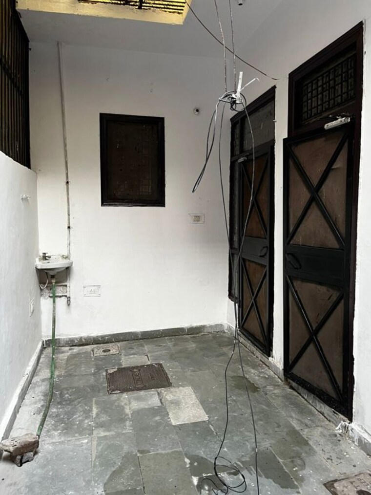 Bathroom, xu 1 greater noida 1 Bedroom 968 Sq.Ft. Independent House In Xu 1 Greater Noida Greater Noida 10191618