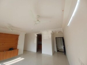 Room in 2 BHK Apartment at Godrej Aqua, International Airport Road – for Rent