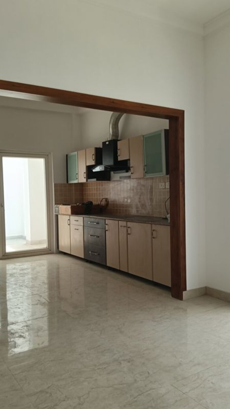 Kitchen, sunshine-helios 3.5 Bedroom 3900 Sq.Ft. Penthouse In Sector 78 Noida 10191687