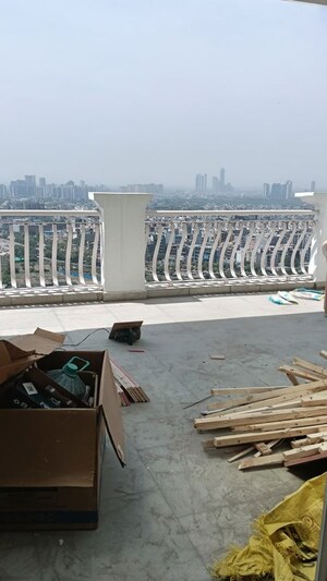 3.5 BHK Penthouse – Exterior View View at Sunshine Helios, Sector 78 - for Rent