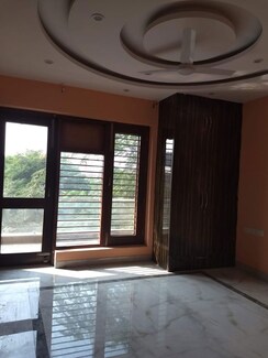 4 BHK + Pooja Room,Study Room Builder Floor For Rent in Sector 17