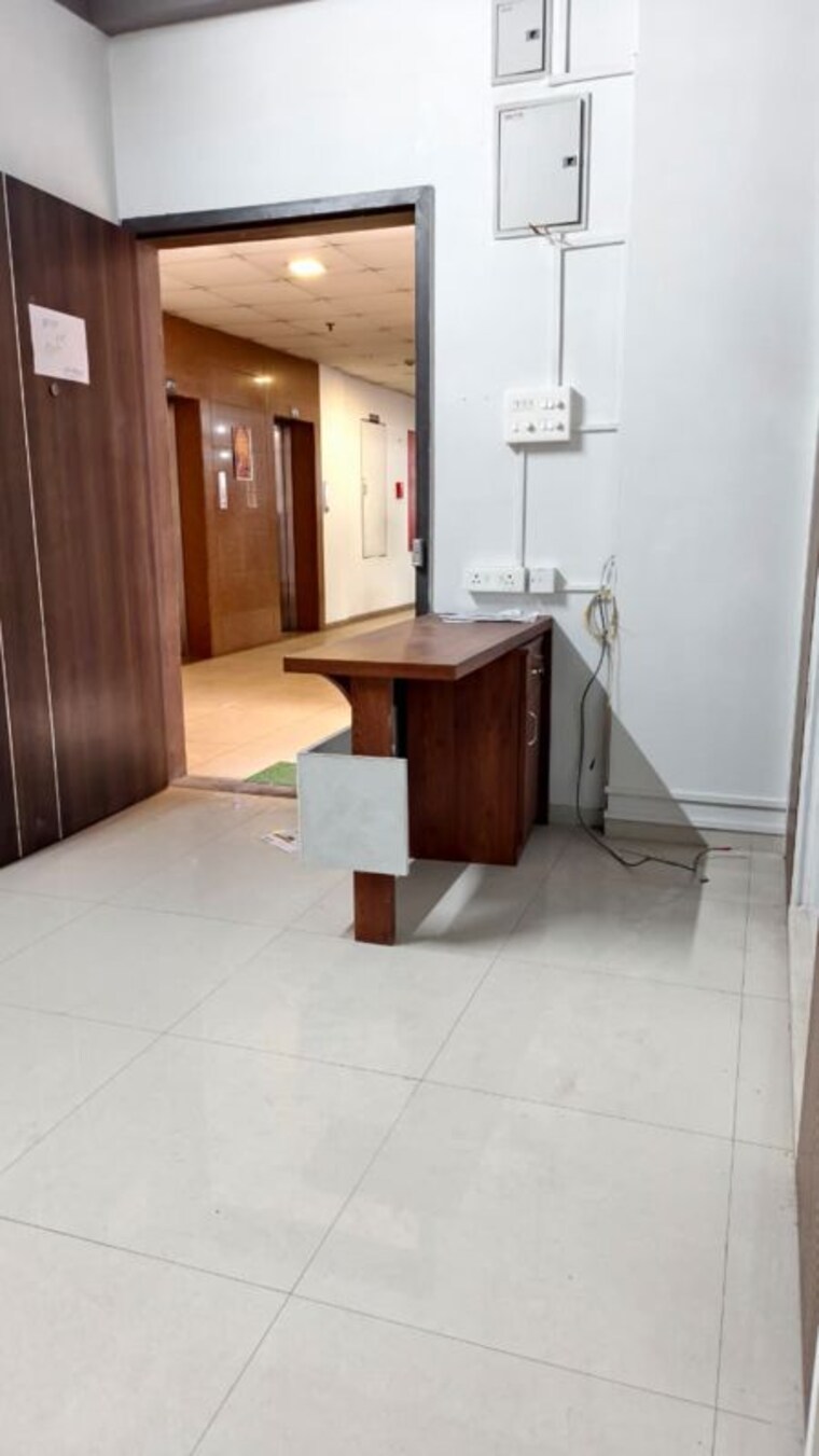 Team Area, pride-purple-park-springs Commercial Office Space 1000 Sq.Ft. In Dhanori Pune 10191556