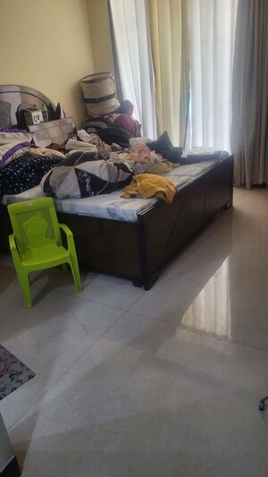 Living Room in 3 BHK Builder Floor at Uday Arden 45, Sector 45 – for Rent