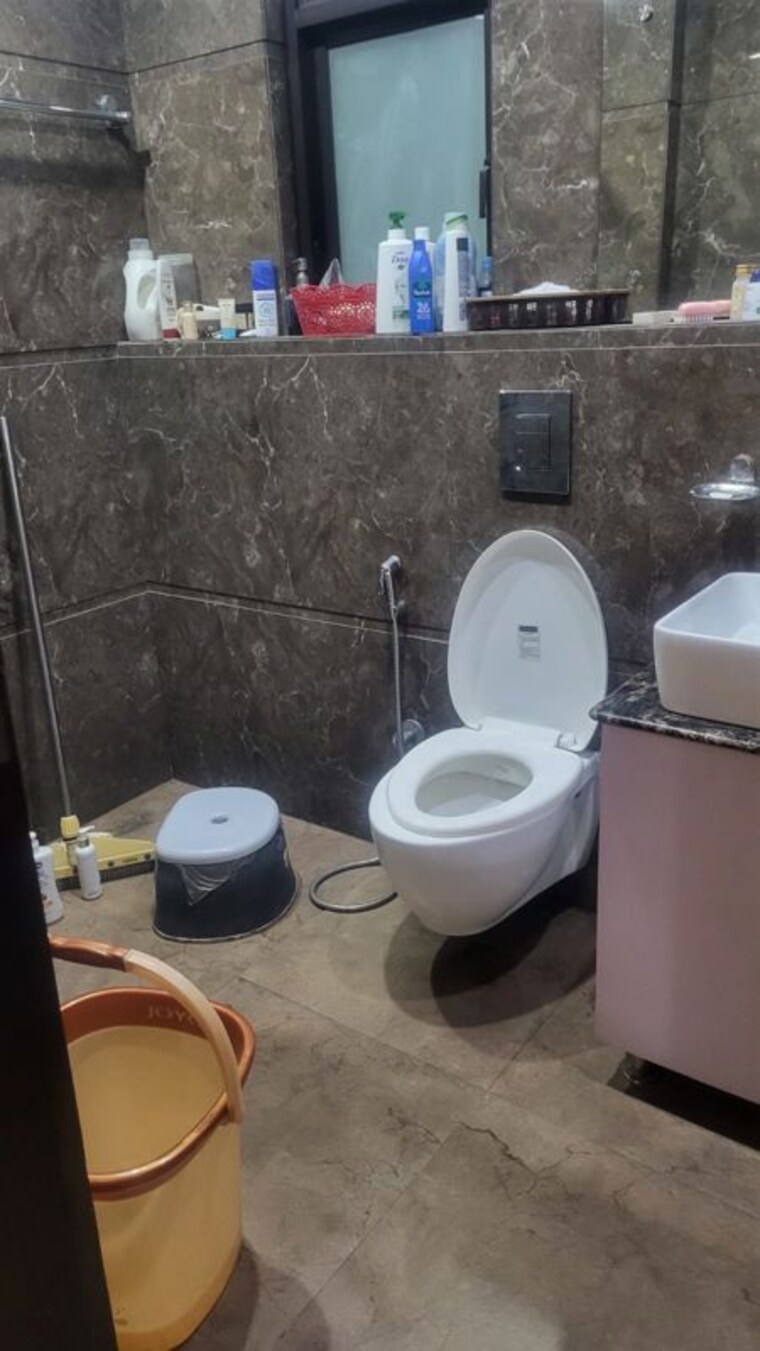 Bathroom, uday-arden-45 3 Bedroom 200 Sq.Ft. Builder Floor In Sector 45 Gurgaon 10191744