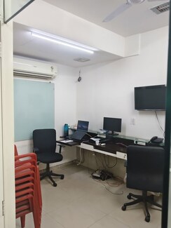 Office Space For Rent in Vile Parle West