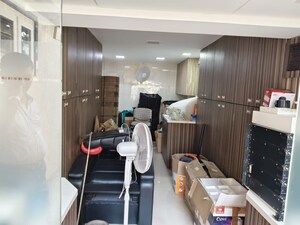  Office Space For Rent in Vile Parle West