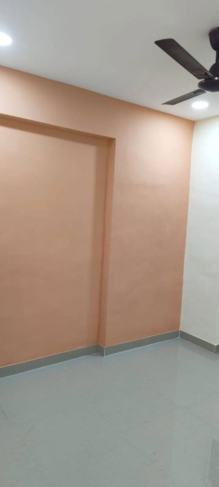 Room, malad east 2 Bedroom 650 Sq.Ft. Apartment In Malad East Mumbai 10191869