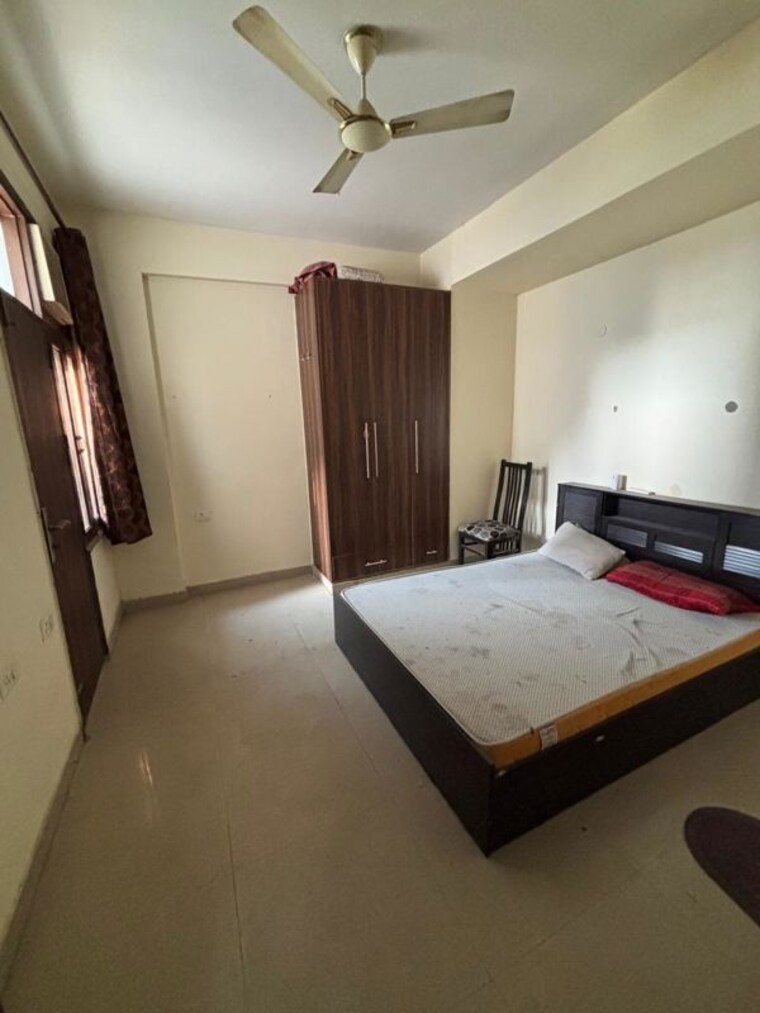 Bedroom, civitech-sampriti 3.5 Bedroom 1850 Sq.Ft. Apartment In Sector 77 Noida 10191873