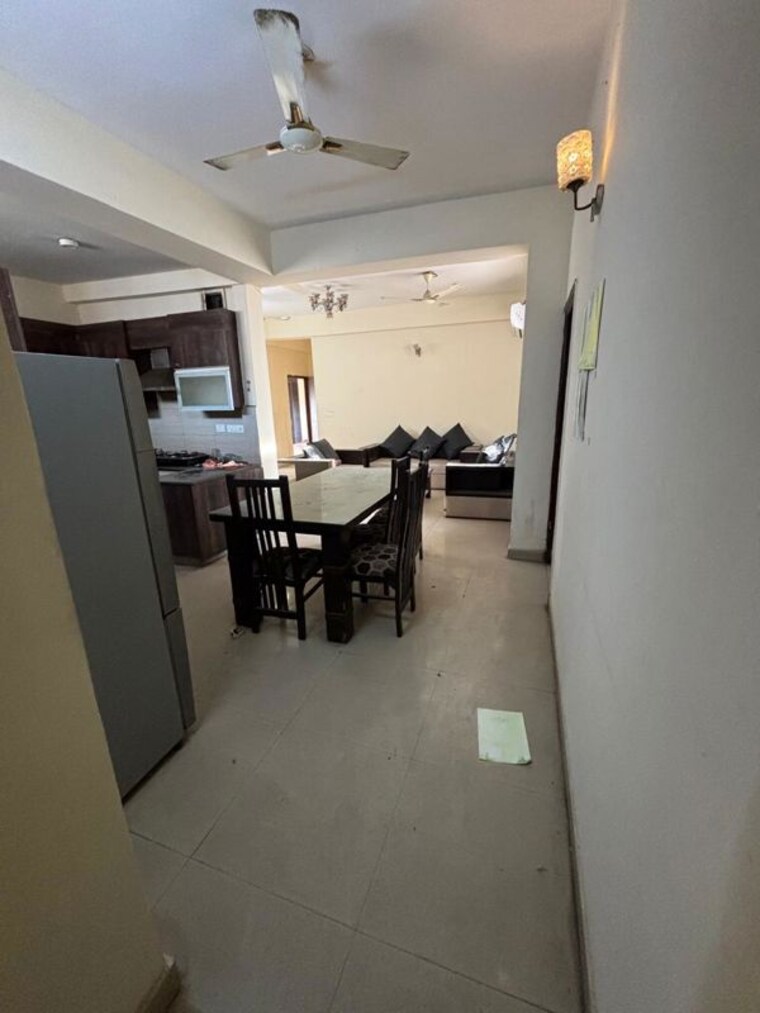 Master Bedroom, civitech-sampriti 3.5 Bedroom 1850 Sq.Ft. Apartment In Sector 77 Noida 10191873