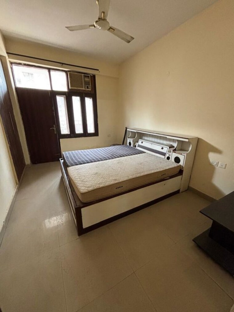 Bedroom, civitech-sampriti 3.5 Bedroom 1850 Sq.Ft. Apartment In Sector 77 Noida 10191873