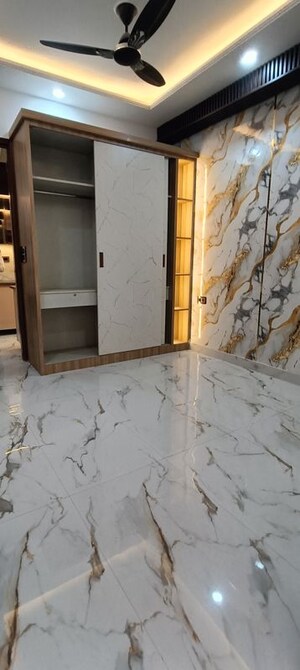 2 BHK Builder Floor For Sale in Sector 73