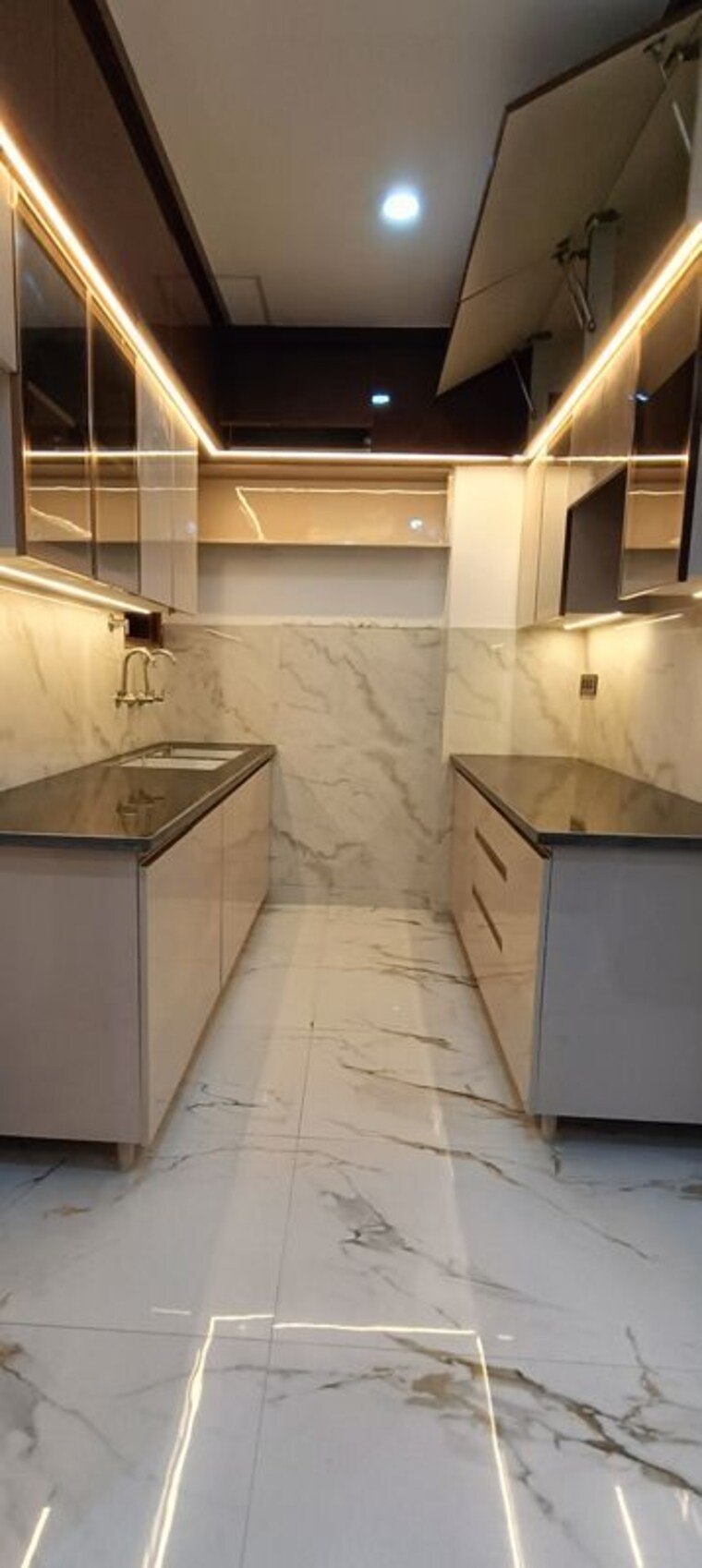 Kitchen, sector 73 2 Bedroom 1060 Sq.Ft. Builder Floor In Sector 73 Noida 10191892