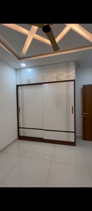 Room in 3 BHK Apartment at Prestige Tranquil, Kokapet – for Rent