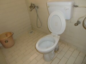 Bathroom in 1 RK Independent House at Rt Nagar – for Rent