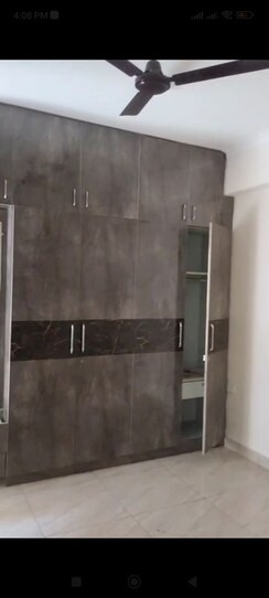 3 BHK Apartment For Rent in Gaur City 7th Avenue