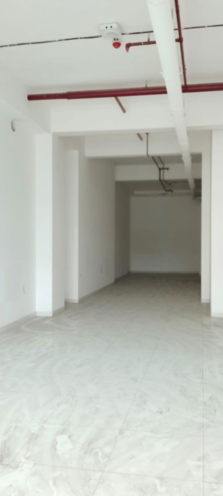 Room, hiranandani-meadows Commercial Shop 525 Sq.Ft. In Manpada Thane 10192096