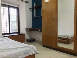 2 BHK Apartment For Rent in Razak Zamzam Tower, Mazgaon