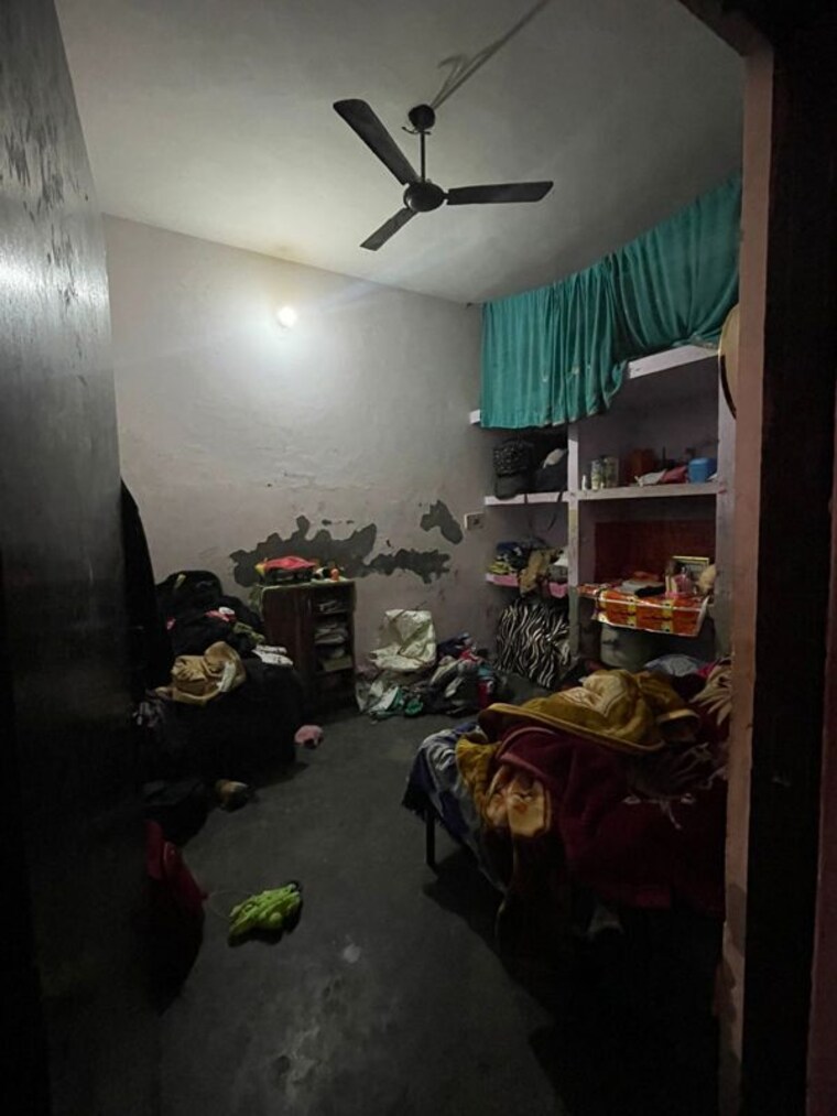  Parking, surat nagar phase 2 2 Bedroom 66 Sq.Yd. Independent House In Surat Nagar Phase 2 Gurgaon 10192108