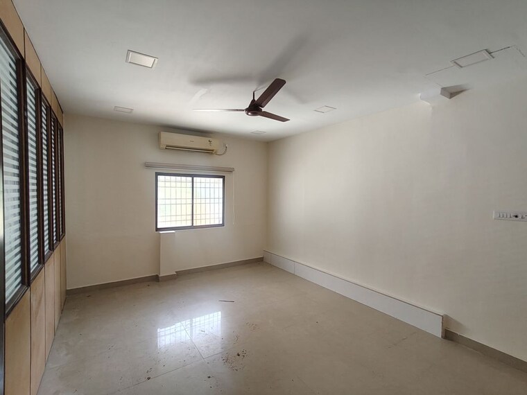 Room, amar-apartments-ashok-nagar Commercial Office Space in IT/SEZ 1704 Sq.Ft. In Ashok Nagar Chennai 10192148