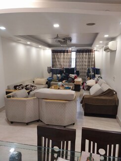 4 BHK + Servant Room Builder Floor For Rent in Kalkaji