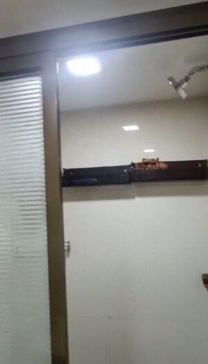 Furnished Amenities in 1 BHK Apartment at Apollo Bunder – for Rent