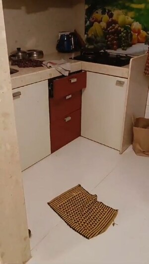 Kitchen in 1 BHK Apartment at Apollo Bunder – for Rent